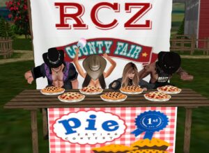Scott, Bree, Ele, JM eating pie